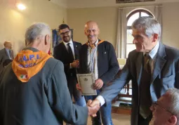 Un momento della cerimonia a Saluzzo